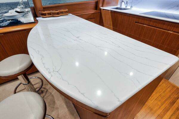 Garlington Convertible Yacht For Sale