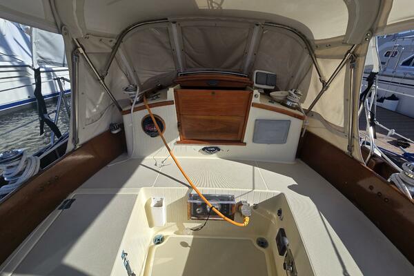 Little Wing 28ft Sam L  Morse Yacht For Sale