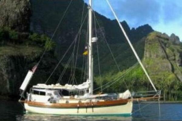 Little Wing 28ft Sam L  Morse Yacht For Sale