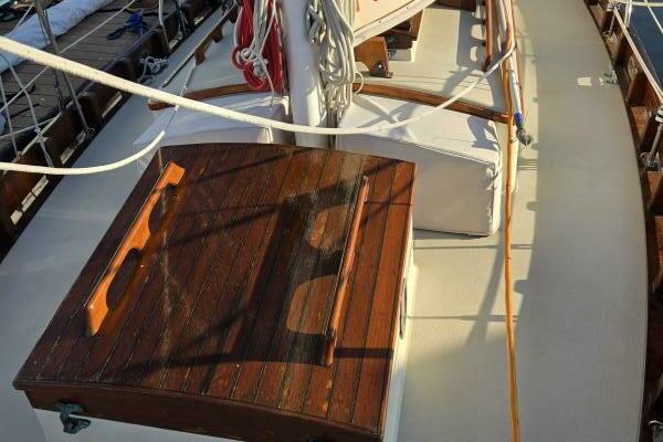 Little Wing 28ft Sam L  Morse Yacht For Sale