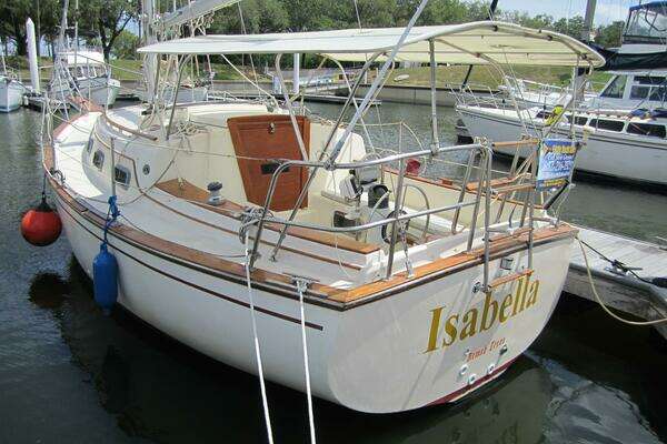 Photo of the 1987 Island Packet  "Isabella"