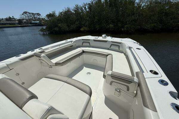 World Cat  Yacht For Sale