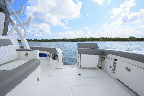Regulator  Yacht For Sale