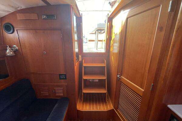 1997 Little Harbor 36