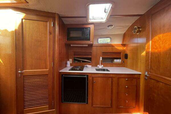 1997 Little Harbor 36