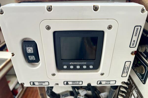 HAWK 35ft Custom Yacht For Sale