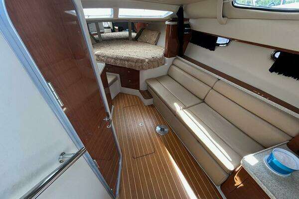Earl s Dream 33ft Regal Yacht For Sale