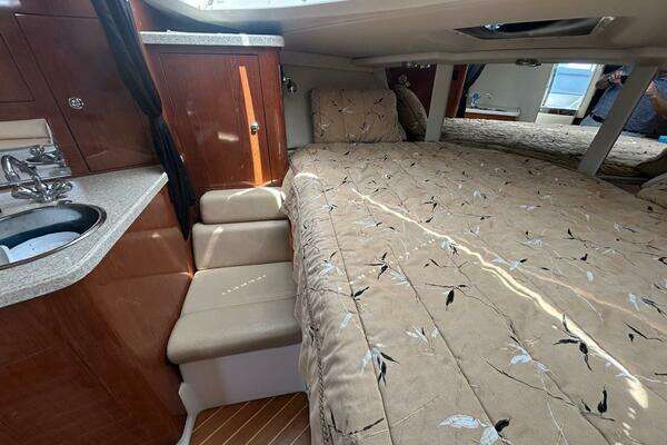 Earl s Dream 33ft Regal Yacht For Sale