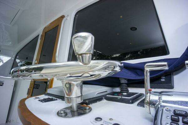 Sea Force IX Enclosed Flybridge Yacht For Sale