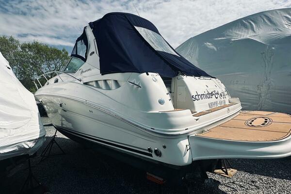 32ft Sea Ray Yacht For Sale