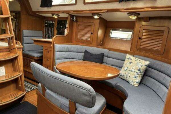 Hylas 46 Yacht For Sale