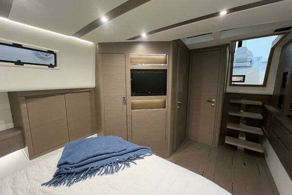 Pardo Yachts 43 Yacht For Sale