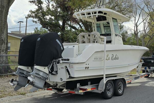 25ft Boston Whaler Yacht For Sale