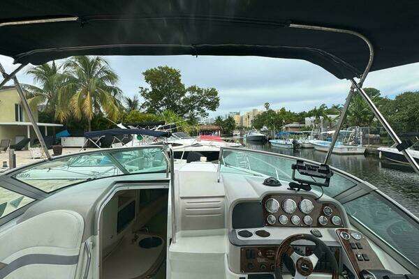 Photo of the 2000 Formula 27 PC "MarQuezt"