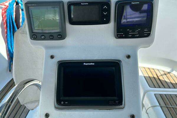 32ft Beneteau Yacht For Sale
