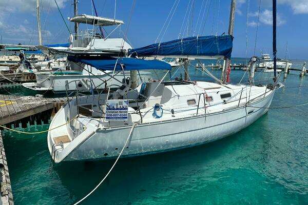 32ft Beneteau Yacht For Sale