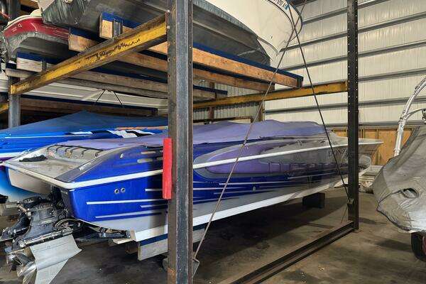 Photo of the 2006 Donzi 38ZR