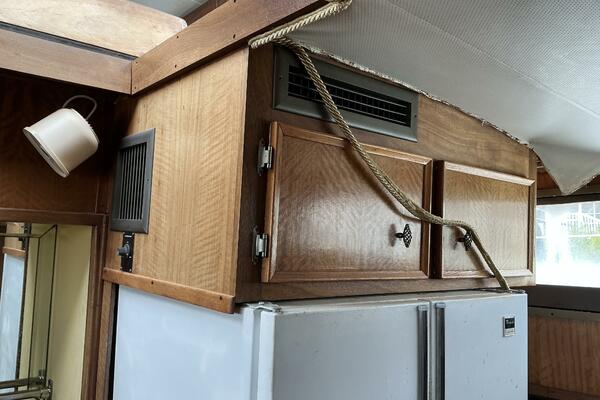 58ft Hatteras Yacht For Sale