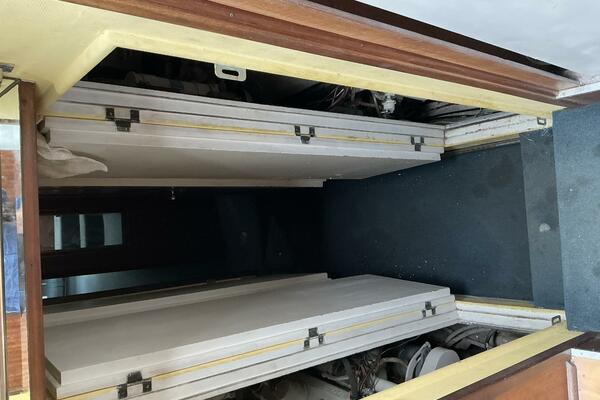 58ft Hatteras Yacht For Sale
