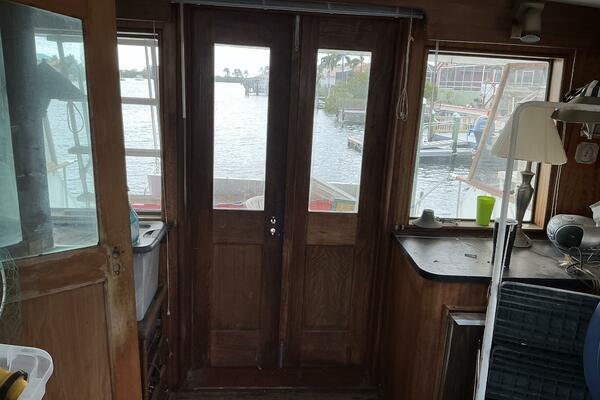 58ft Hatteras Yacht For Sale