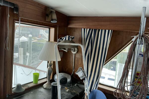 58ft Hatteras Yacht For Sale