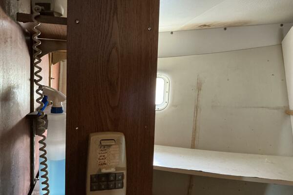 58ft Hatteras Yacht For Sale