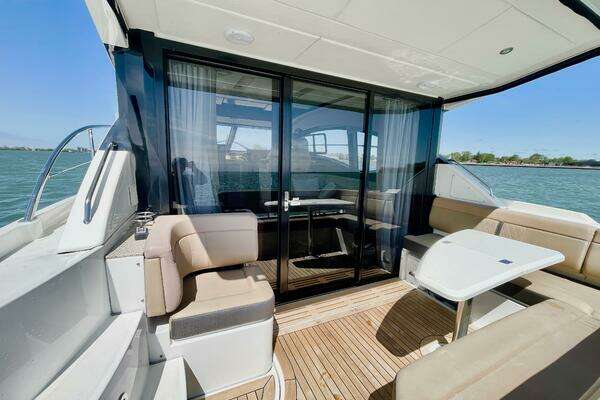 Sea Ray 400 Sundancer Yacht For Sale