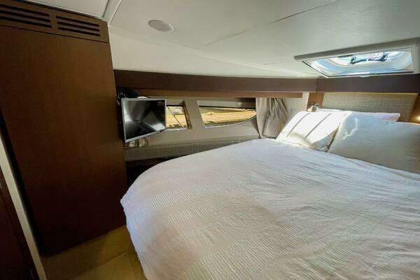 Sea Ray 400 Sundancer Yacht For Sale
