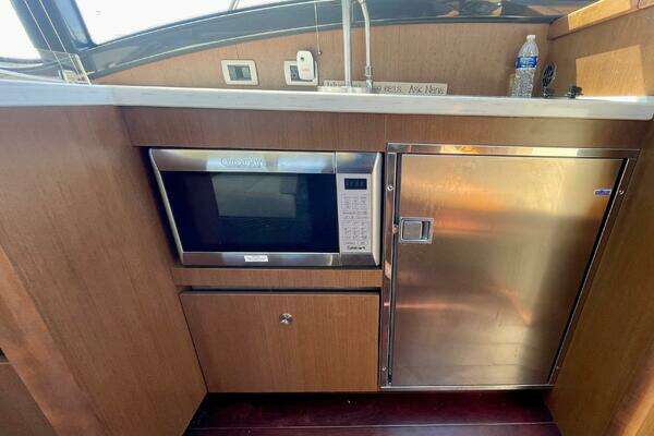 Sea Ray 400 Sundancer Yacht For Sale