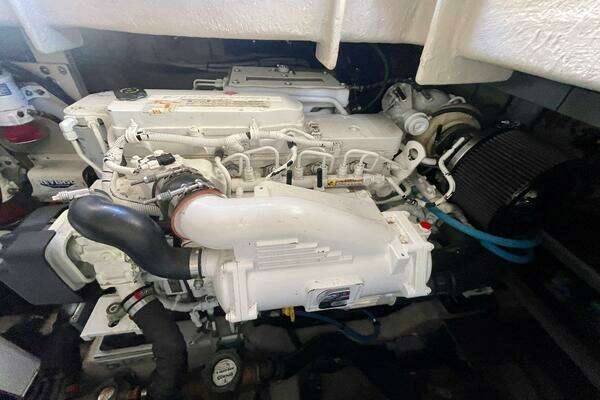 Sea Ray 400 Sundancer Yacht For Sale