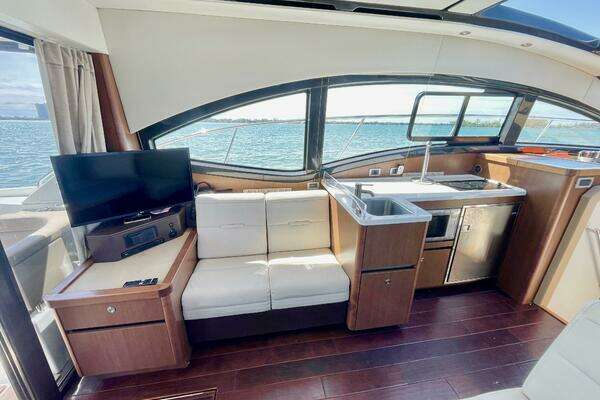 Sea Ray 400 Sundancer Yacht For Sale