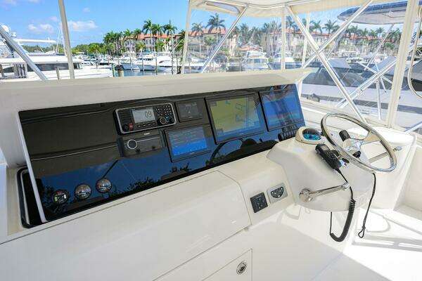 Egg Harbor 50 Convertible Yacht For Sale