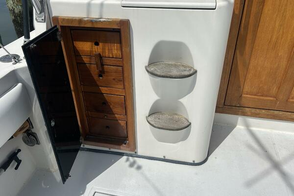 Convict 32ft Albemarle Yacht For Sale