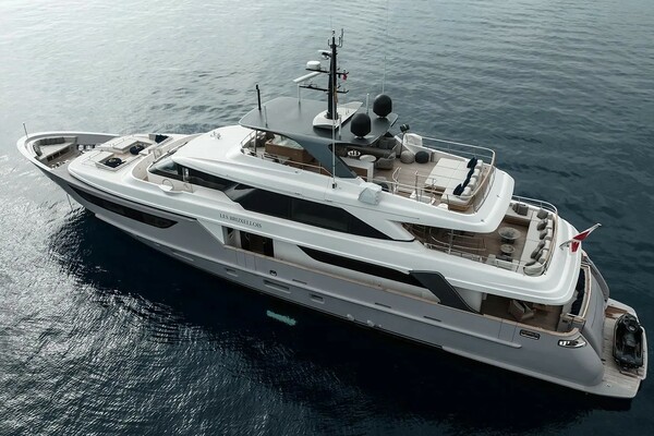 Les Bruxellois 125ft Sanlorenzo Yacht For Sale