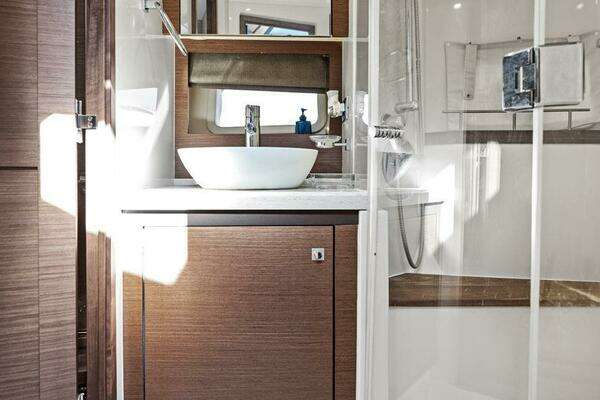 Sea Ray 510 Fly Yacht For Sale