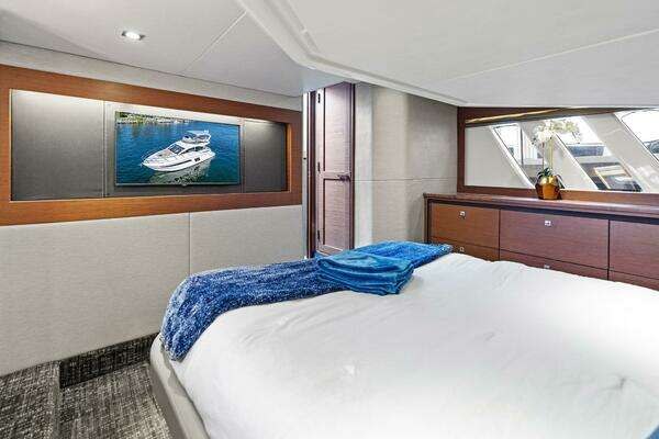 Sea Ray 510 Fly Yacht For Sale