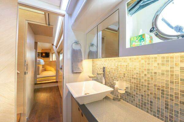 Horizon  Yacht For Sale