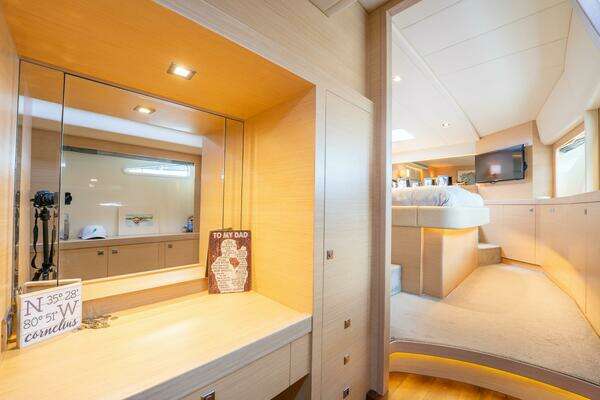Horizon  Yacht For Sale