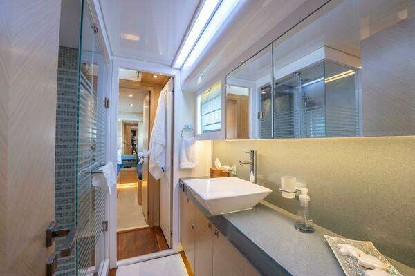 Horizon  Yacht For Sale