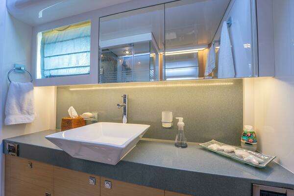 Horizon  Yacht For Sale