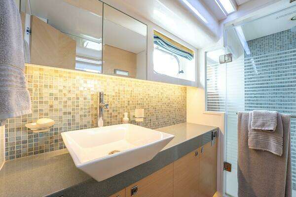 Horizon  Yacht For Sale