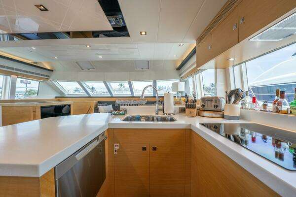 Horizon  Yacht For Sale