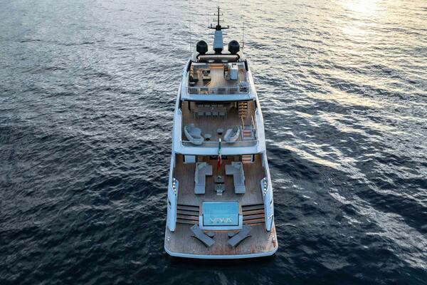 OCEAN KING DUCALE 120 118ft Ocean King Yacht For Sale