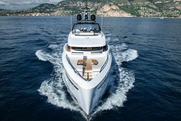 OCEAN KING DUCALE 120 118ft Ocean King Yacht For Sale