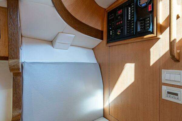 2019 Custom Carolina 28