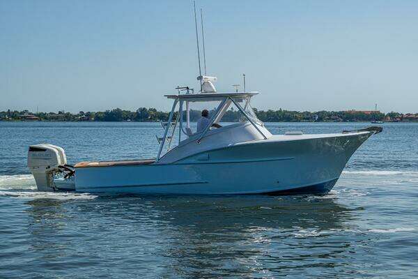 2019 Custom Carolina 28