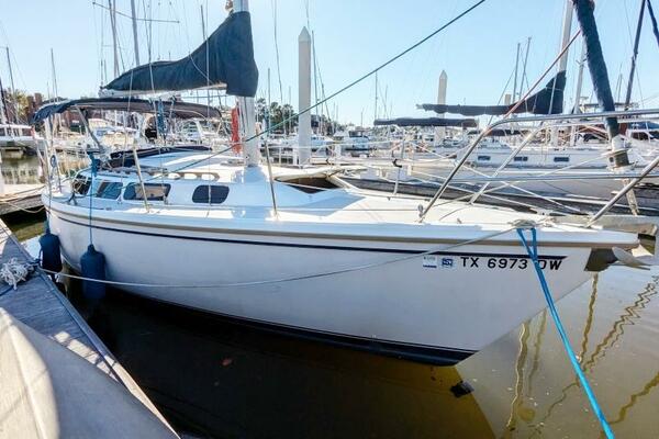 Falkor 30ft Catalina Yacht For Sale