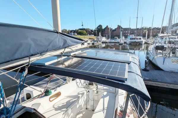 Falkor 30ft Catalina Yacht For Sale