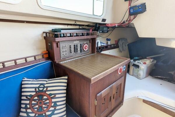 Falkor 30ft Catalina Yacht For Sale