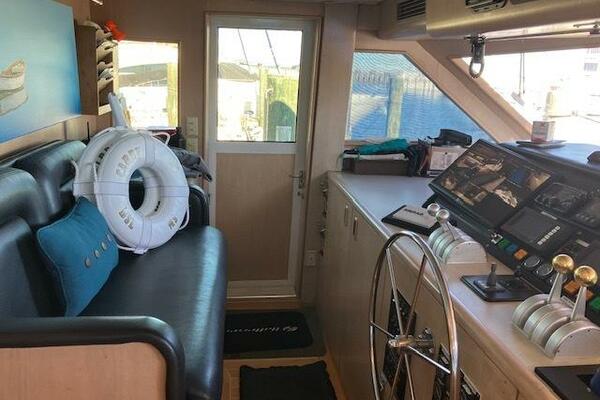 CARRY ON 70ft Hatteras Yacht For Sale